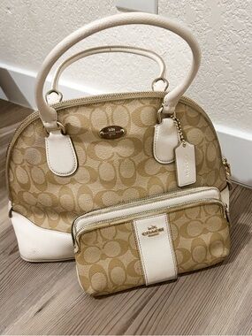 Coach Khaki & Cream Signature Dome Satchel with Wristlet